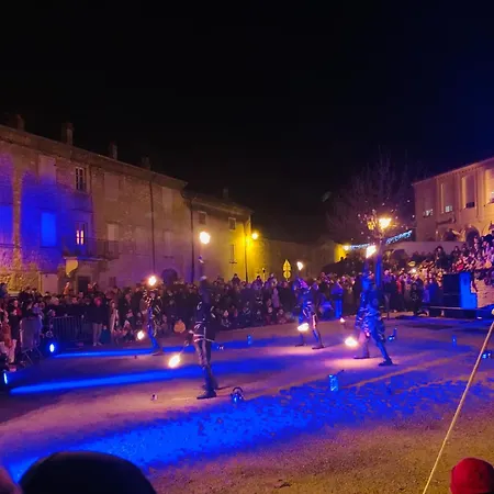 Appartamento Piscine En Drome Provencale Repas Asiatique Sur Demande Taulignan